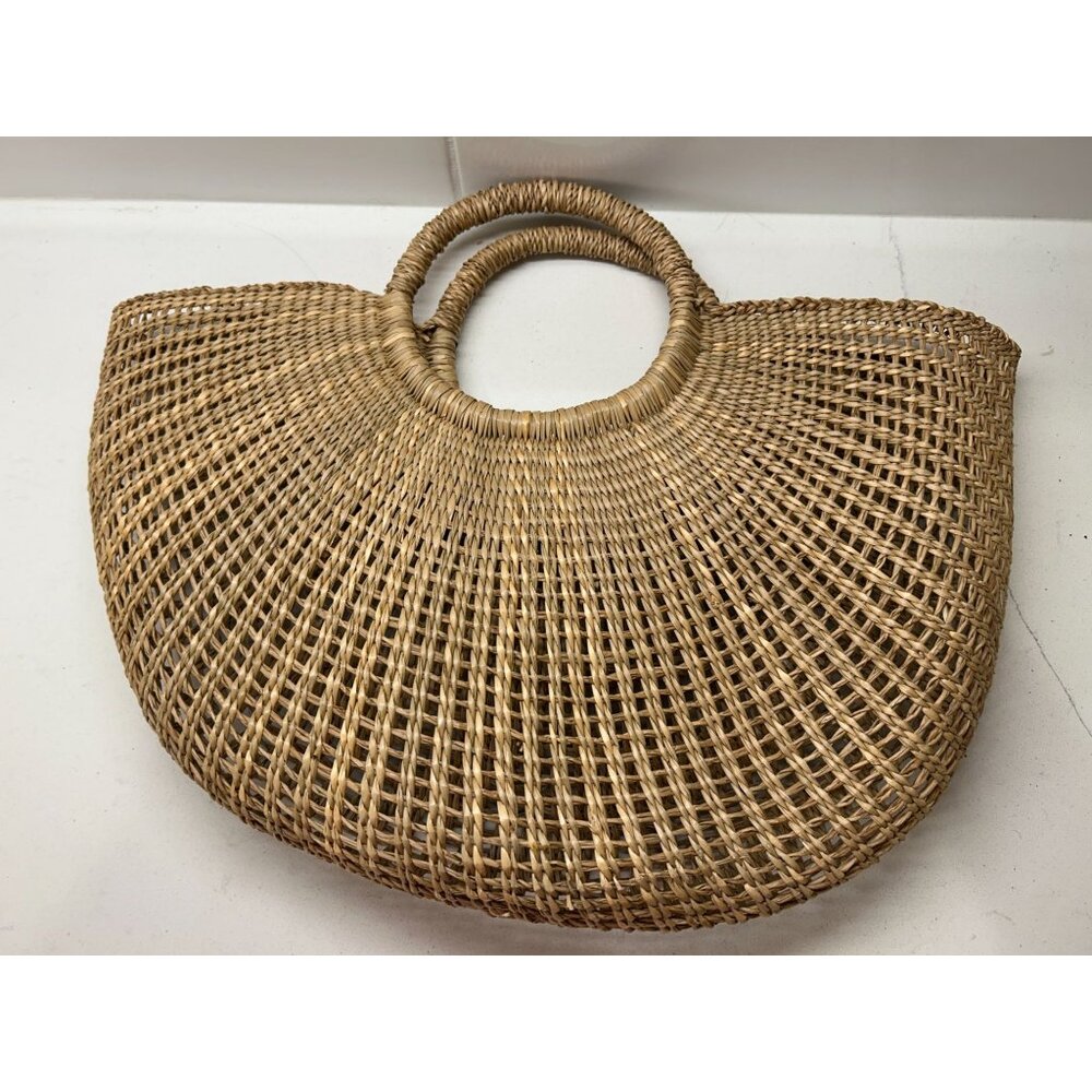 Woven Grass Medium Half-Round Beach Everyday Tote Bag - Picture 2 of 6
